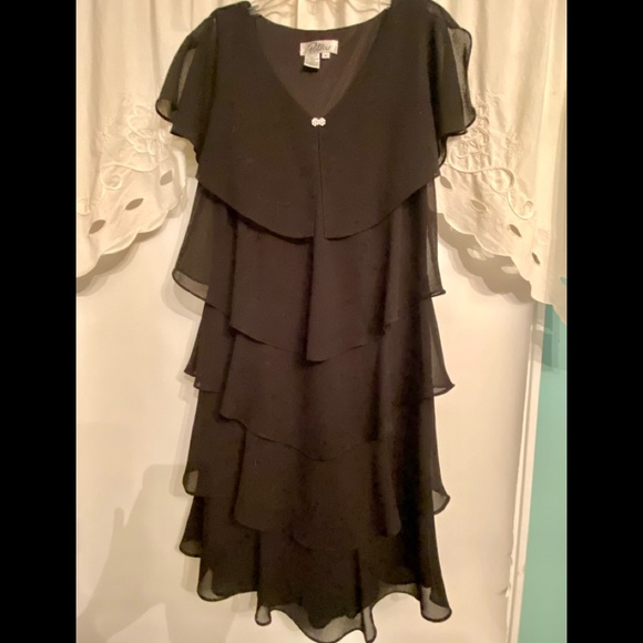 Patra dress - Picture 1 of 1